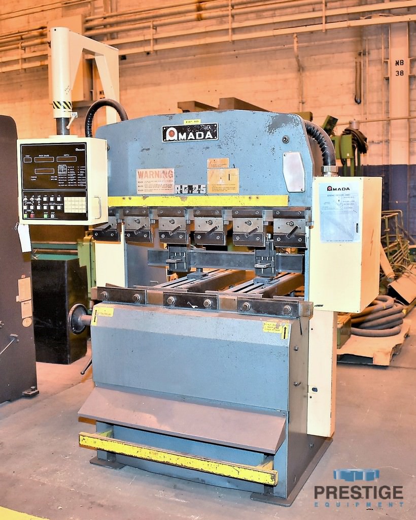 Amada RG25 27.5 Ton x 4' UpActing CNC Press Brake Brakes Press
