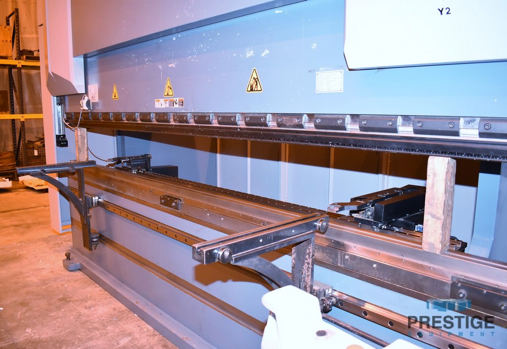Used Durma ADS 37220 242 Ton x 12' CNC Press Brake Prestige Equipment