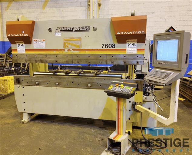 Accurpress-7608-Advantage-60-Ton-x-8-3-Axis-CNC-Hydraulic-Press-Brake-With-ETS3000