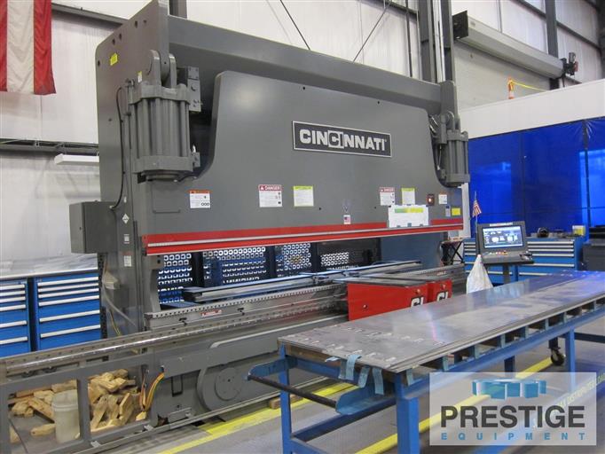 Cincinnati-350PF+14-350-Ton-x-16-5-Axis-CNC-Press-Brake