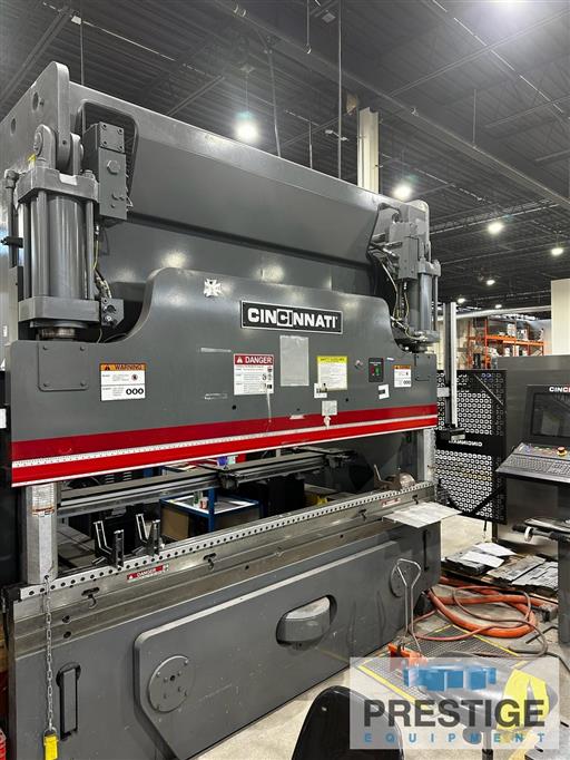 Cincinnati-90-Ton-x-10-Proform-7-Axis-CNC-Hydraulic-Press-Brake